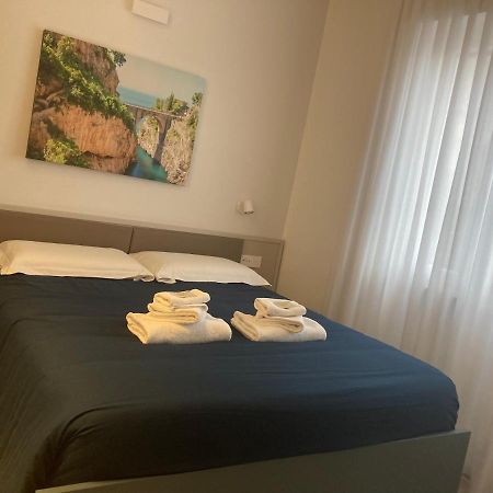 Divina Holiday - Rooms Maiori Eksteriør billede